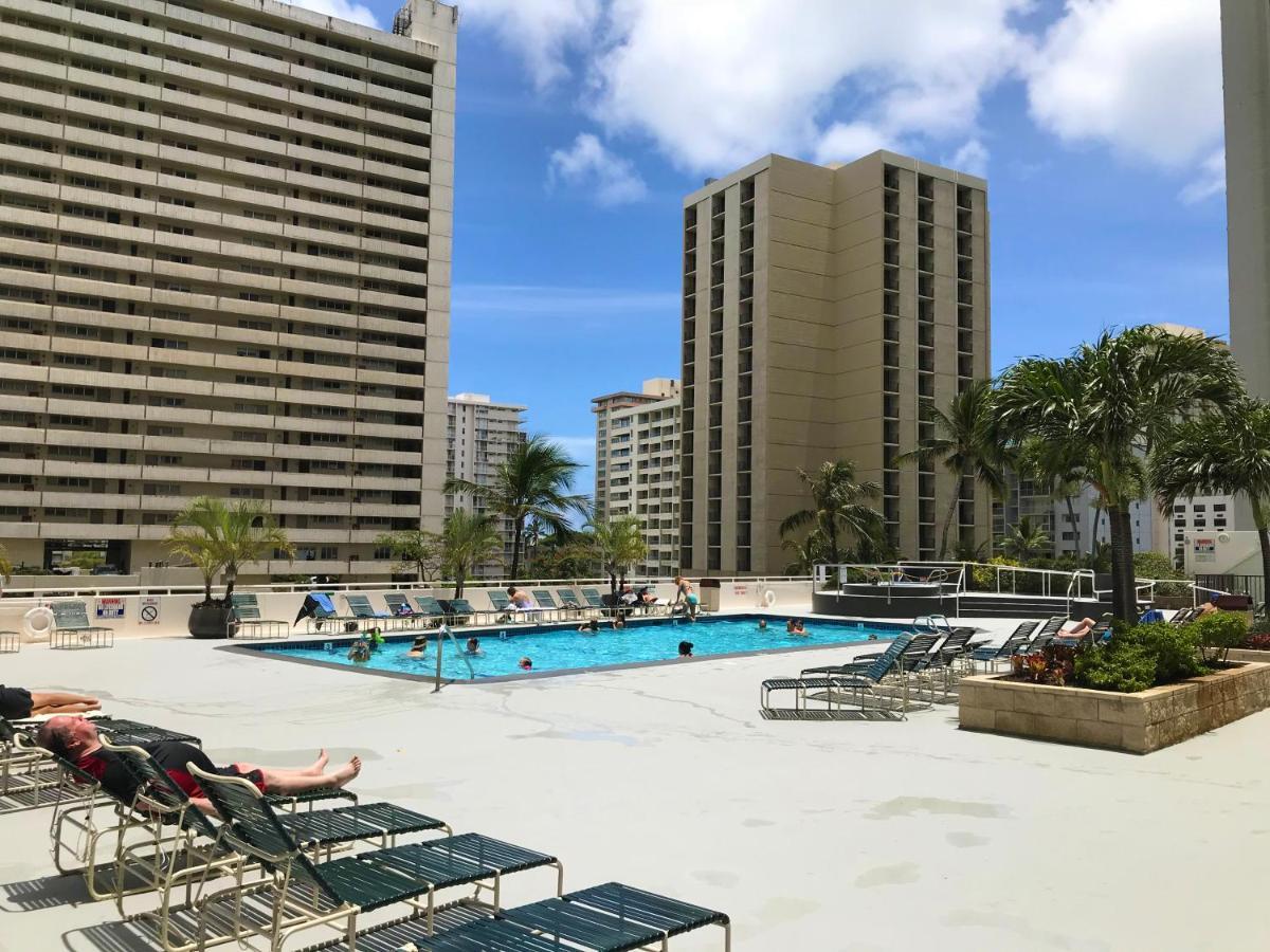 Beautiful 1Br With King Bed, Ocean View, Fast Wi-Fi & Free Parking Leilighet Honolulu Eksteriør bilde