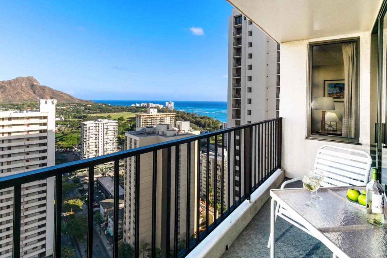 Beautiful 1Br With King Bed, Ocean View, Fast Wi-Fi & Free Parking Leilighet Honolulu Eksteriør bilde